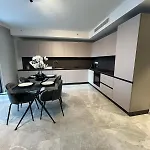 Exclusive 2 Bd In Mercury - Pool Access *