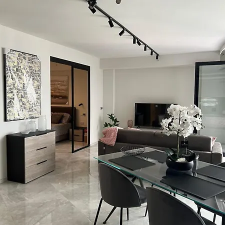 Exclusive 2 Bd In Mercury - Pool Access Lägenhet