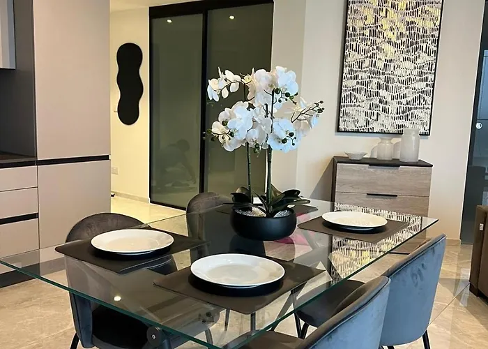 Exclusive 2 Bd In Mercury - Pool Access Апартаменты *